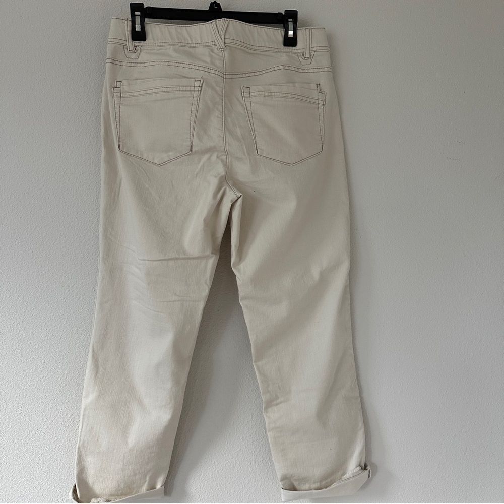 Democracy white jeans size 10 cropped - Picture 7 of 7